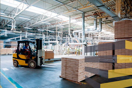 Forklift in a logistics centre to illustrate article on NR-11 in Brazil